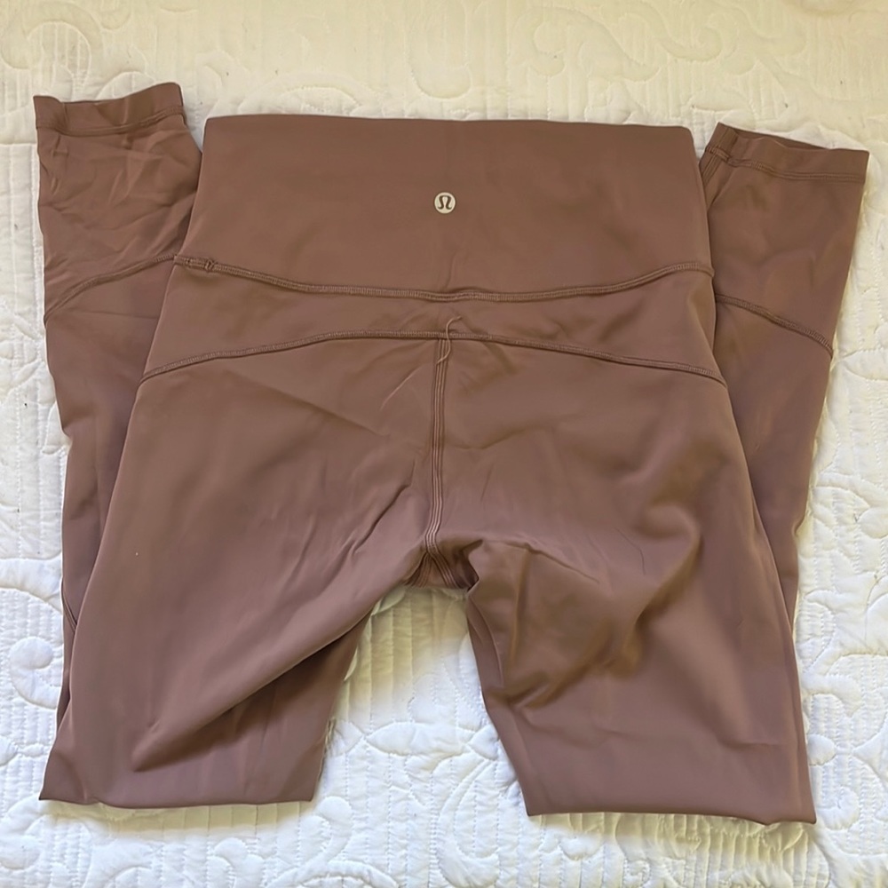 Lululemon leggings size 6